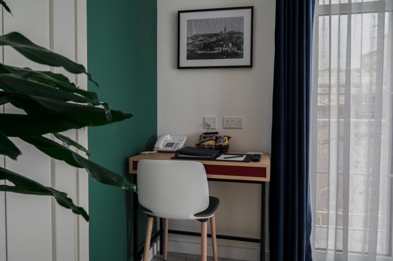 Townhouse17 Boutique Bed&Breakfast Victoria Extérieur photo